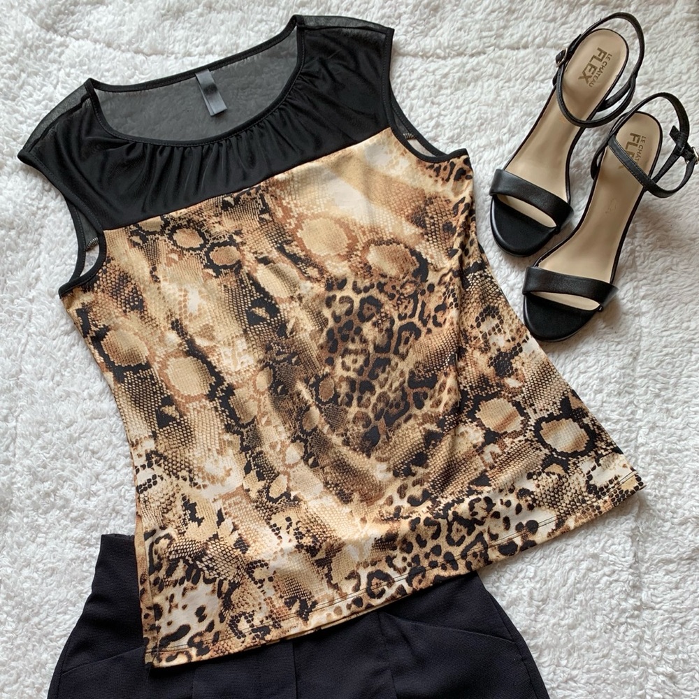 SOLD 🔥3/$30 EUC Sleeveless Leopard Print with Mesh Top